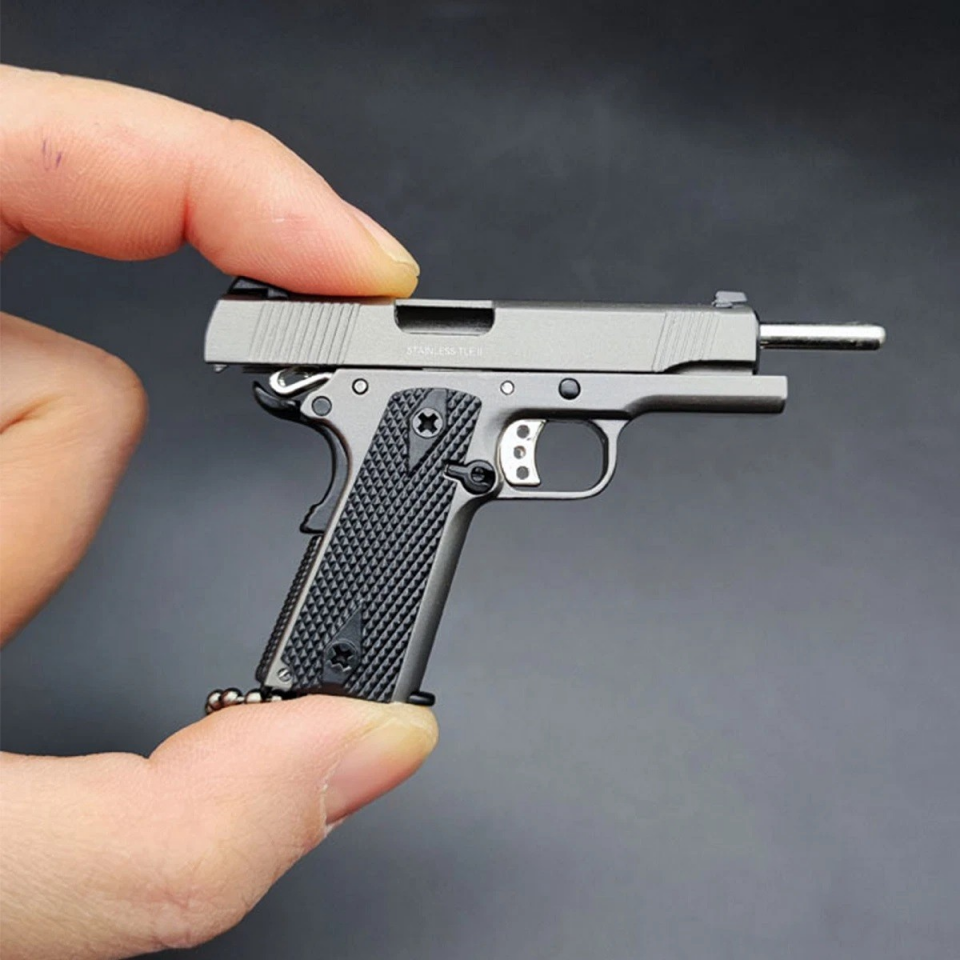 Colt Tabanca Gerçekçi Sökülebilir ve Kurulabilir Anahtarlık