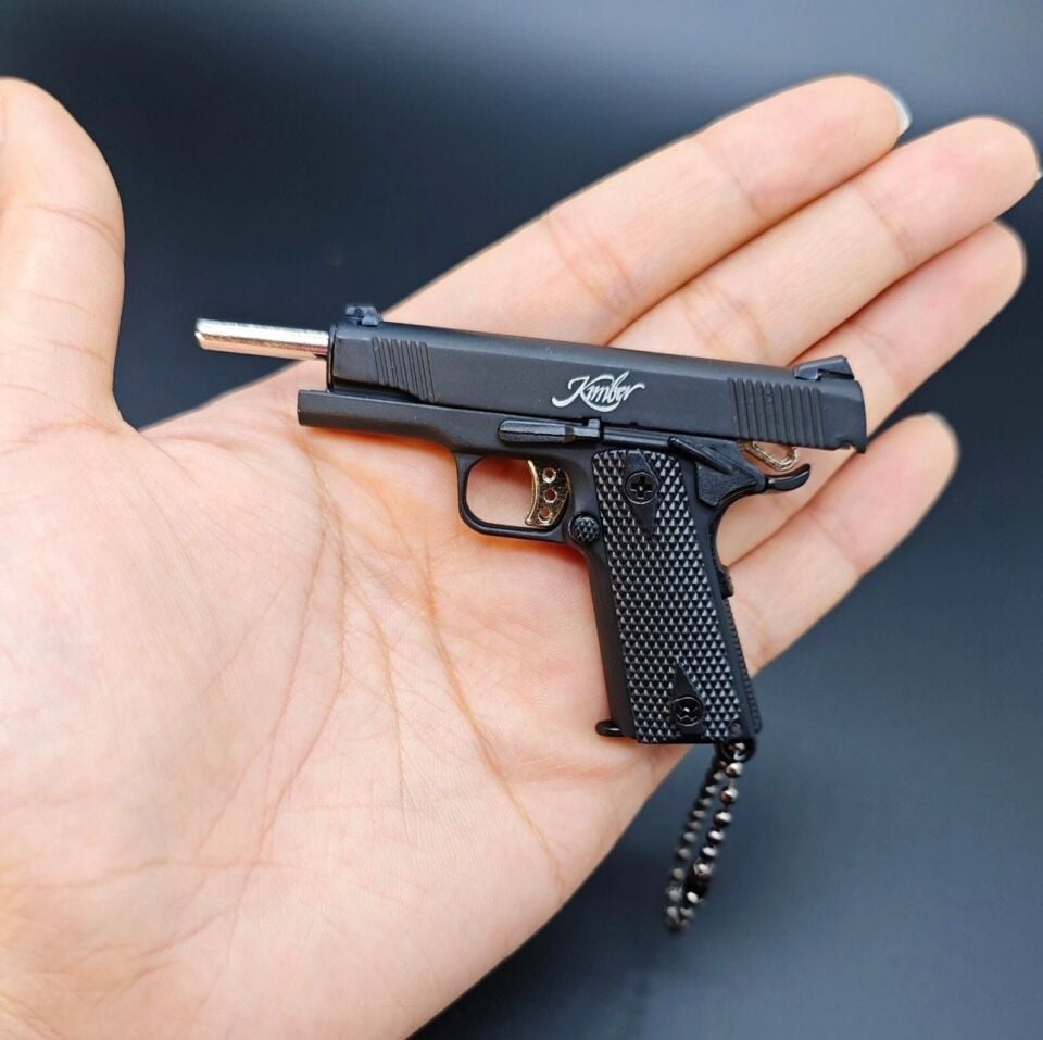 Colt Tabanca Gerçekçi Sökülebilir ve Kurulabilir Anahtarlık