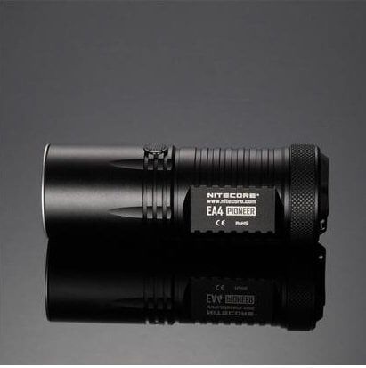NITECORE EA4 860 LUMEN EL FENERI(4XAA)